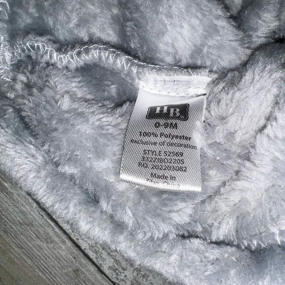 NEVER USED Hundson Baby Girl's Grey Elephant Fuzzy Robe Size 0-9 Months